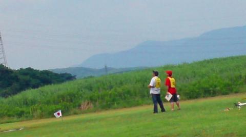 ファイル名: GRL0008.jpg
ファイルサイズ: 12.6KB GRL0008