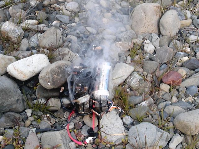 ファイル名: SH3F0198.jpg
ファイルサイズ: 87.7KB SH3F0198