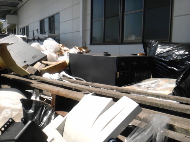 ファイル名: SH3F0206.jpg
ファイルサイズ: 76.4KB SH3F0206