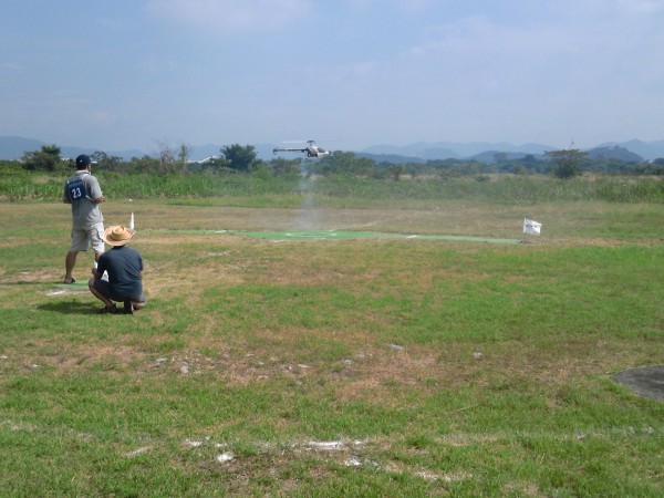 ファイル名: SH3F0645.jpg
ファイルサイズ: 70.7KB SH3F0645