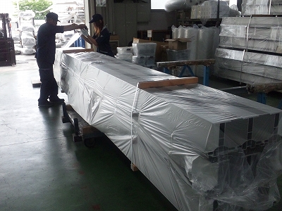 ファイル名: SH3K0731.jpg
ファイルサイズ: 110.4KB SH3K0731