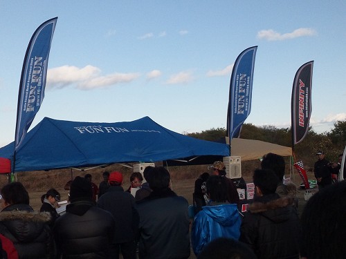 ファイル名: SH3K1329.jpg
ファイルサイズ: 38.8KB SH3K1329