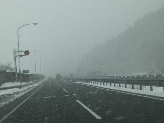 ファイル名: SH3K1678.jpg
ファイルサイズ: 125KB SH3K1678