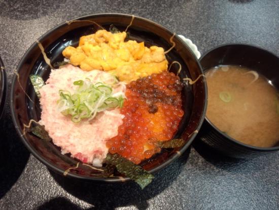 ファイル名: DSC_0434.jpg
ファイルサイズ: 42.66KB 550(W)×413(H) 42.66